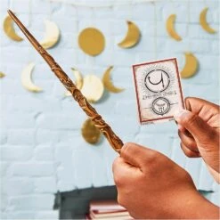Harry Potter Spellbinding Wand With Spell Card Hermione Granger -XS-Stock GRA6062057 6417 4 opt