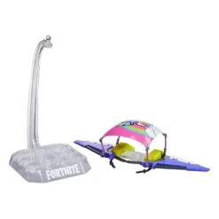 Fortnite Model Glider With Display Stand Victory Royale 15cm -XS-Stock GRAF5693 6361 5X21 3 opt