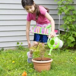Melissa & Doug Pretty Petals Watering Can Kids Size Green Pink -XS-Stock HEA16724 5 opt