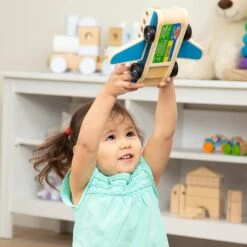 Melissa & Doug Wooden Airplane 9 Pieces Toy Figures Suitcases -XS-Stock HEA19394 5 opt