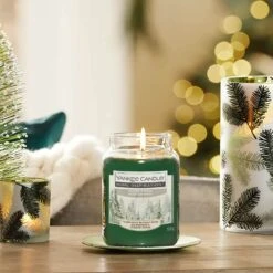 Yankee Candle Large Jar Winter Woods Festive Scent 538g 125 Hours