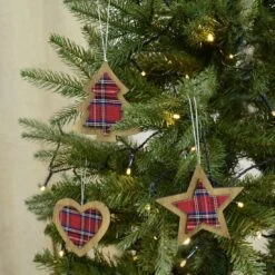 Set Of 6 Tartan Wooden Hanging Christmas Tree Decorations -XS-Stock XS5263 1600 5 26114.1508510439.1100.1100